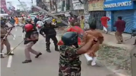 পাটনায় বিজেপির মিছিলে পুলিশের লাঠিচার্জ, পানি কামান ব্যবহার, নিহত ১   