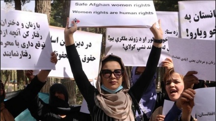 Kadın hakları, Taliban için halen devam eden sorun
