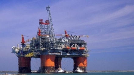 墨西哥一海上石油设施起火致2人死亡