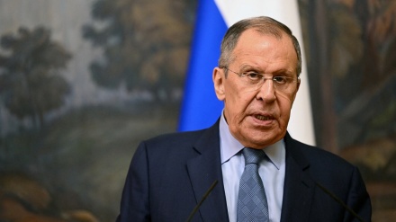  Lavrov: Russia sees as 'nuclear threat' US-made F-16 jets in Ukraine 