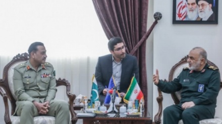 חוסיין סלאמי למפקד הצבא הפקיסטני : תוך שיתוף פעולה נחסל את הטרור