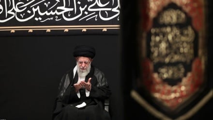 (FOTO DEL GIORNO) Muharram, la sera di Tasua