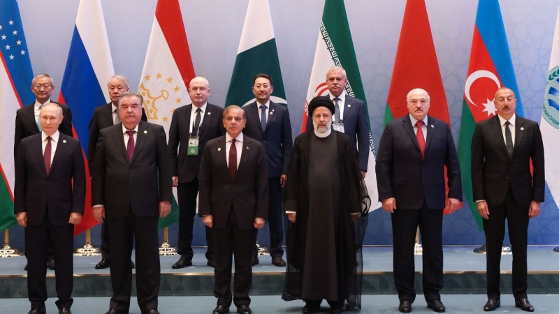 שבוע של שנגחאי עם איראן כחברה רשמית בו