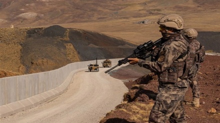 2 Afgan mültecinin Türk sınır muhafızları tarafından öldürülmesi