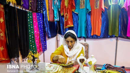  تصاویر: چهاردهمین نمایشگاه سراسری صنایع دستی ایران در یزد