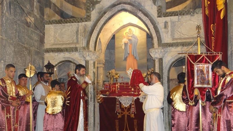 聖タデウス修道院の儀式