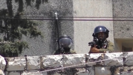 Penangkapan Berlanjut, Hari Ini 36 Warga Palestina Ditahan Israel