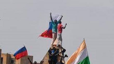 Niger, giunta militare: 'francesi non hanno motivo di andarsene’