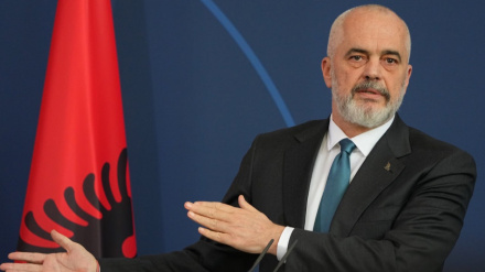 Ալբանիայի վարչապետը նախազգուշացրել է Մոնաֆեղին խմբավորմանը