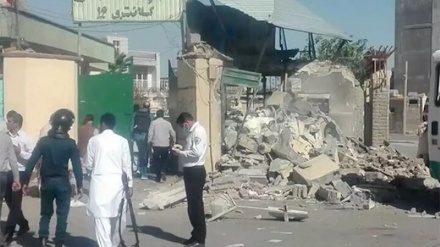 イラン南東部でテロ事件発生、警官1人殉教