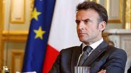 Mayoritas Warga Prancis Tidak Puas akan Janji-Janji Macron