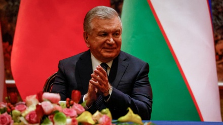 ウズベキスタン大統領選、現職ミルジヨエフ氏が勝利