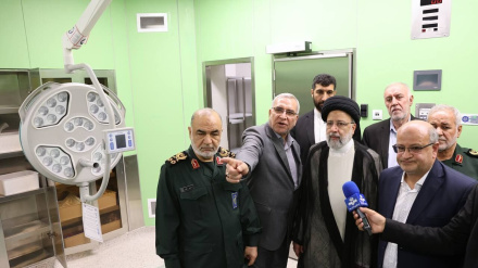 ראיסי חנך פתיחת בית החולים 