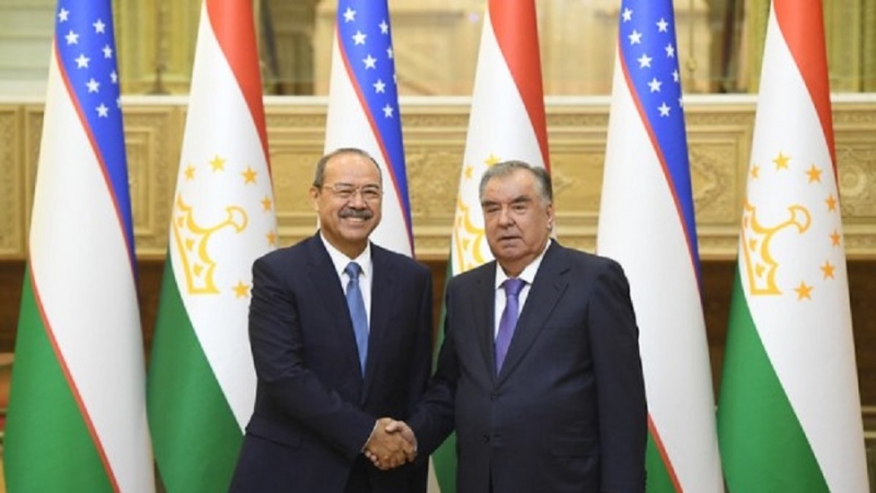 دیداررئیس جمهور تاجیکستان با نخست وزیر ازبکستان