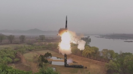 朝鲜向东海发射了远程弹道导弹