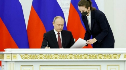 Путин Россиянинг дўст бўлмаган мамлакатларига қарши фармон имзолади