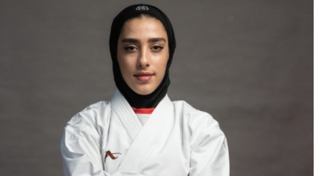 İranlı qadın Asiya üzrə fərdi katada bürünc medal qazanıb