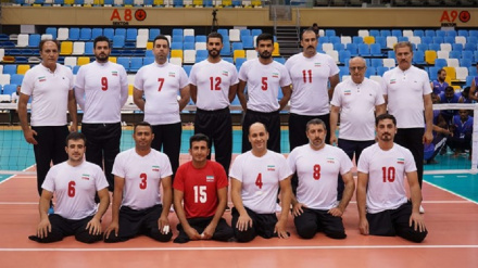 İroni merdon nıştəco voleybol, Asiyaədə ğəhrəmon bıə