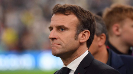 Macron unter Beschuss, weil er gedroht hat, soziale Medien zu blockieren