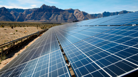 Барқи хуршедӣ Мурғобро аз бебарқӣ наҷот медиҳад