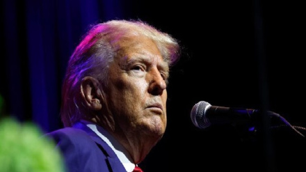 מרבית האמריקנים סבורים: טראמפ עשה משהו לא חוקי