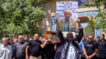   مراسم تشییع پیکر حمید منوچهری، هنرمند پیشکسوت رادیو و دوبله