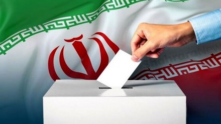 距伊朗伊斯兰议会和专家会议选举仅剩不足一个月的时间