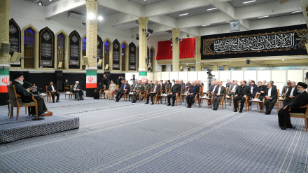 Верховный лидер Исламской революции акцентирует стабильность обменного курса и рост производства