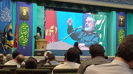 イラン革命防衛隊総司令官代理、「米財務長官は対イラン戦争の主たる責任者」