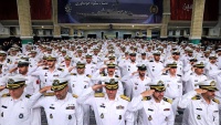 ハーメネイー師とイラン海軍および第８６艦隊の隊員やその家族らの会談