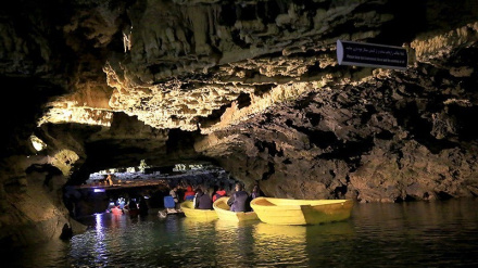 (FOTO) Hamadan, la grotta Ali Sadr 