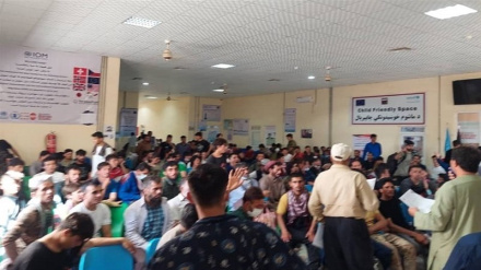 له ایرانه هره ورځ۱۲۰۰ افغانان هیواد ته ستنیږي 