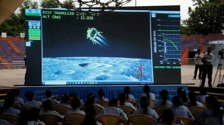 भारत का एतिहासिक स्पेश मिशन चंद्रयान-3 चांद पर लैंड कर गया