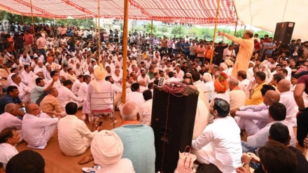 भारतः महापंचायत में मुसलमानों के सामाजिक और आर्थिक बायकाट का फ़ैसला, क़त्ल के आरोपियों का नाम एफ़आईआर से निकालने का दबाव