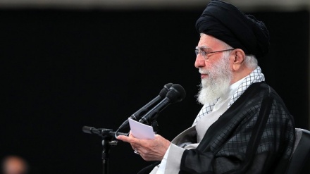 Udhëheqësit Suprem i Revolucionit Islamik, lavdëron pjesëtarët e Flotiljes-86
