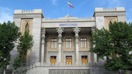 İngiltərə səfiri İİR XİN-ə çağırılıb