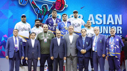  Iranian weightlifters dominate Asian Youth & Junior Championships 