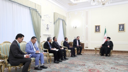Presiden Iran Sambut Hangat Kunjungan Menlu Malaysia