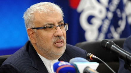 Добыча иранской нефти достигла почти 2,3 млн баррелей