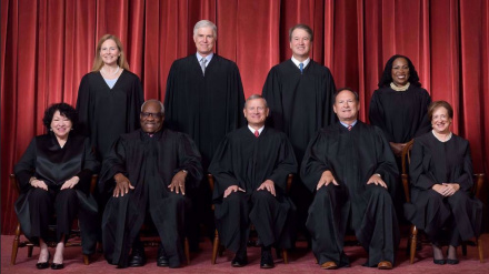 US Democratic lawmakers tellcorrupt judge to resign from Supreme Court 