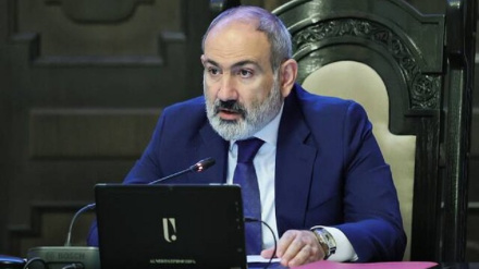 Paşinyan: Bakı sülh fürsətini pozmamalıdır