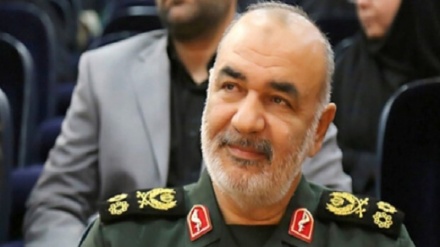 سردار سلامی: عاملین جنایت تروریستی در حمص سوریه تاوان سنگینی خواهند داد 