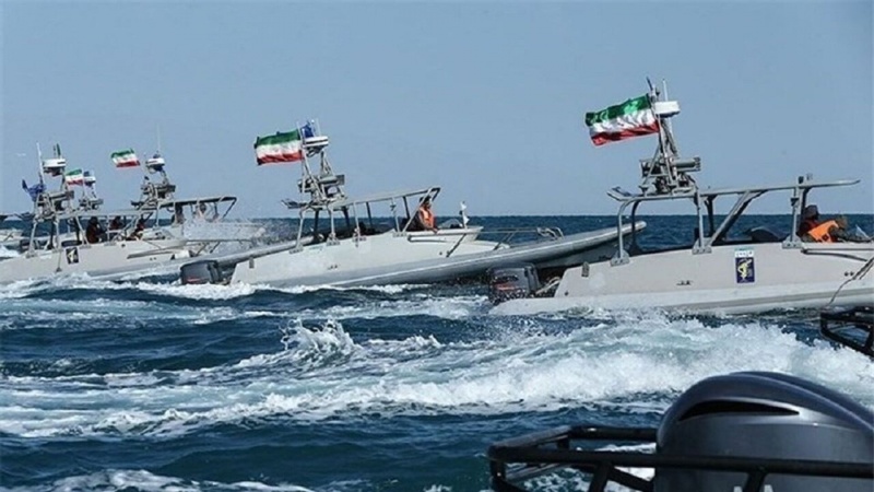 Angkatan Laut IRGC Gelar Manuver Miiter di Teluk Persia