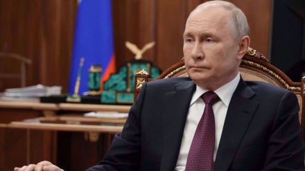 Putin: i BRICS non si oppongono a nessuno