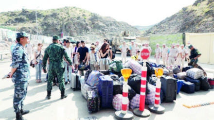 Qarabağ ermənilərinin köçü davam edir