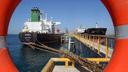 Ekspor Minyak Iran ke Cina Capai Level Tertinggi 