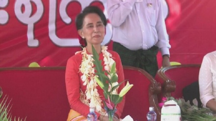 ミャンマー軍政がスーチー氏に一部減刑、恩赦で