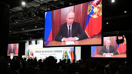 ロシア大統領、「BRICSは同等な協力関係」