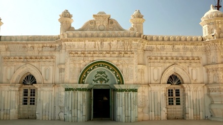 Masjid Rangooniha, Masjid Sunni Hanafi di Iran