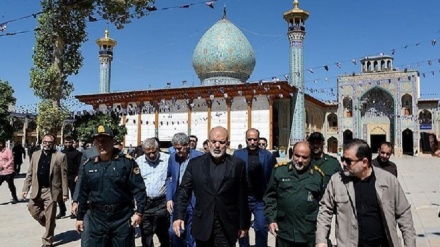 イラン内務相が、シーラーズでのテロ事件に対する人権主張国の沈黙を非難